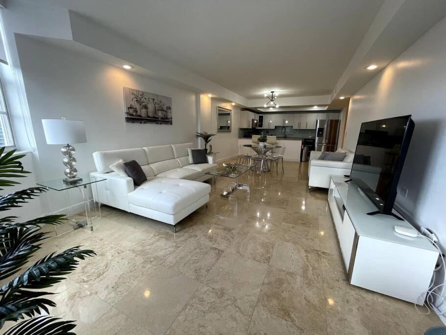Breathtaking Ocean View! 15Th Floor Miami Beach Exterior foto